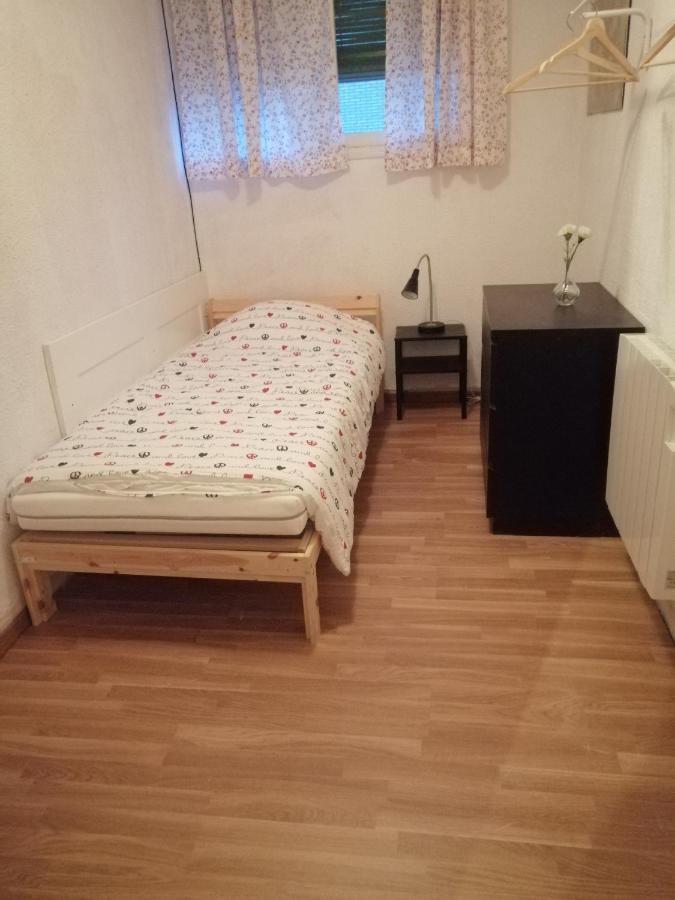 VUT Puente de Hierro Apartamento Zaragoza Exterior foto